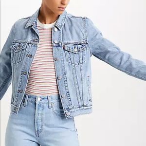 Levi’s original trucker jean jacket